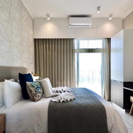 Capital Trilogy Apartments Pretoria Bagian luar foto